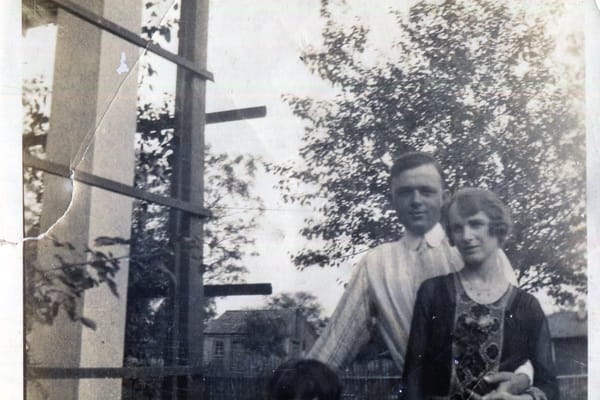 Photo of Bombi Dausin